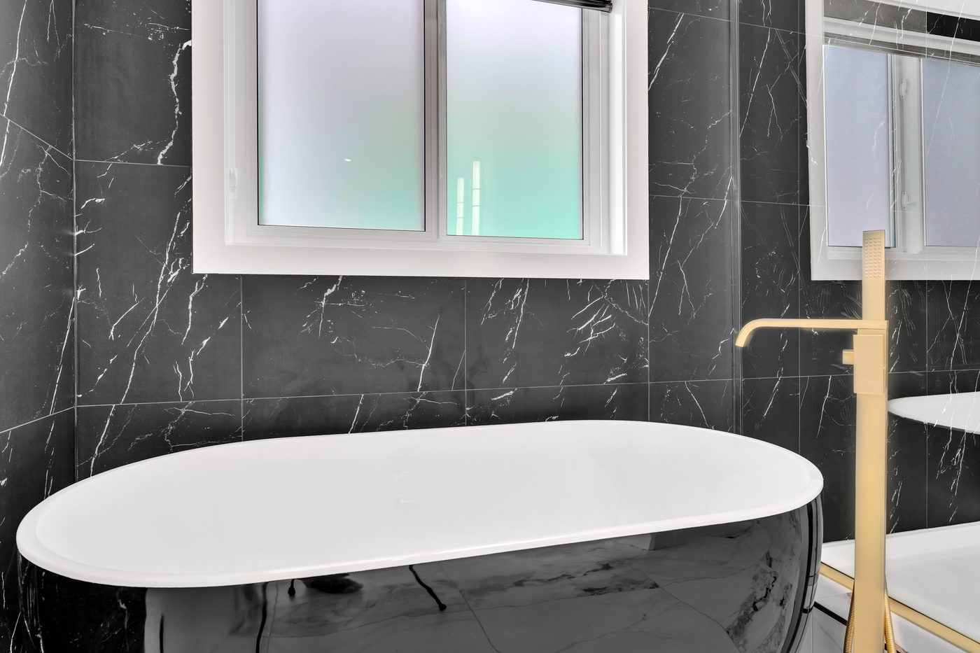 Ensuite with freestanding tub